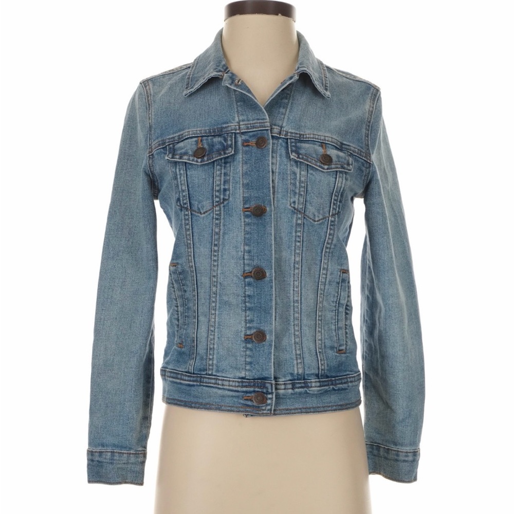 Old Navy Light Blue Denim Jean Jacket - Women's